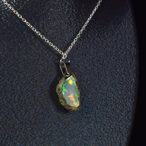 Glacial Bloom — Handmade Opal Pendant, Vivid Green Flash